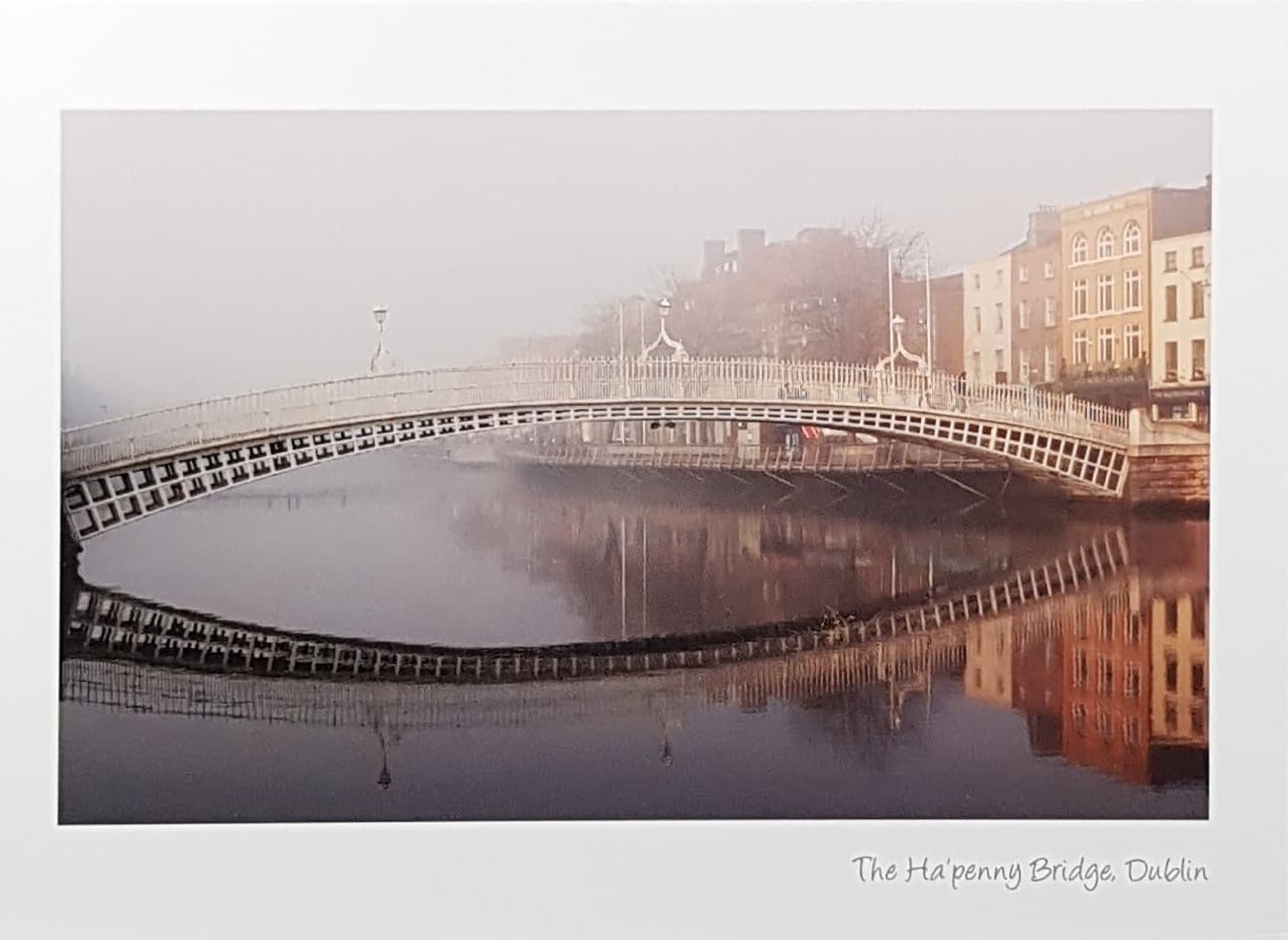 Catherine Dunne Card - The Ha'Penny Bridge