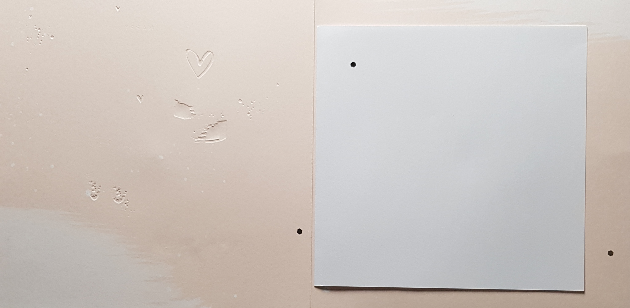 Wedding Card - Wedding Cake With A Gold Heart On Top & Champagne Glasses