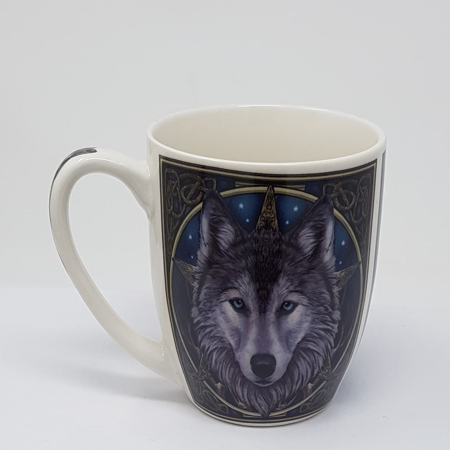 General Gift - Mug / Wolf's Face & Blue Eyes 'Forest Spirit'